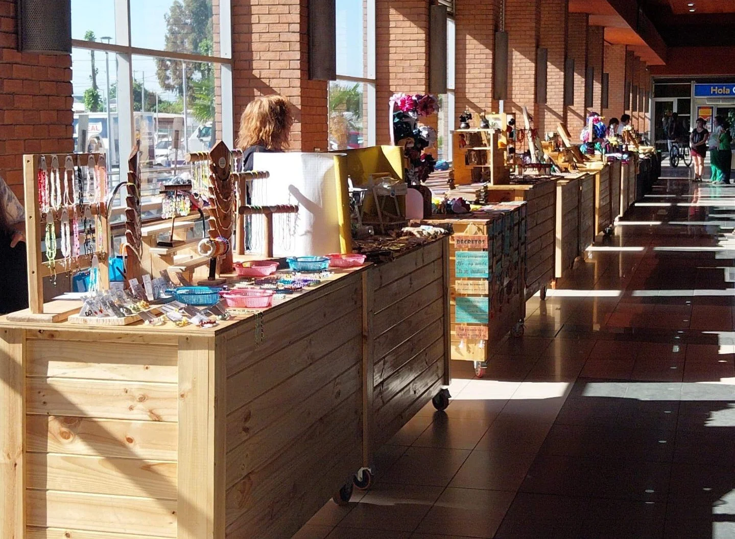 Feria productiva de fin de año impulsa emprendimientos locales en Líder Collín