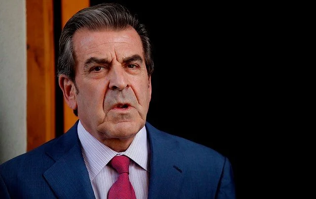 Tribunal Supremo de la DC suspende militancia del Ex-Presidente tras su reunión con Kast