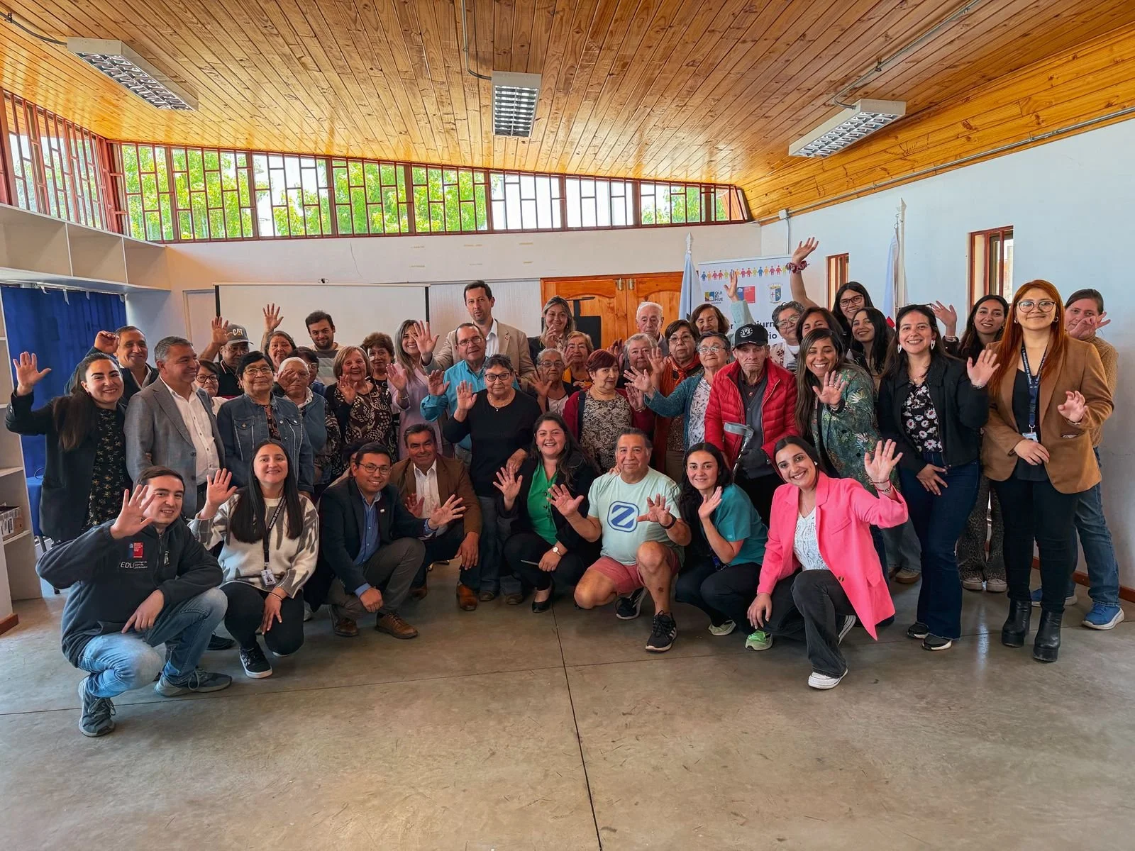 Quirihue da un paso inédito en innovación para personas mayores con la presentación del primer taller de realidad virtual del Centro Día