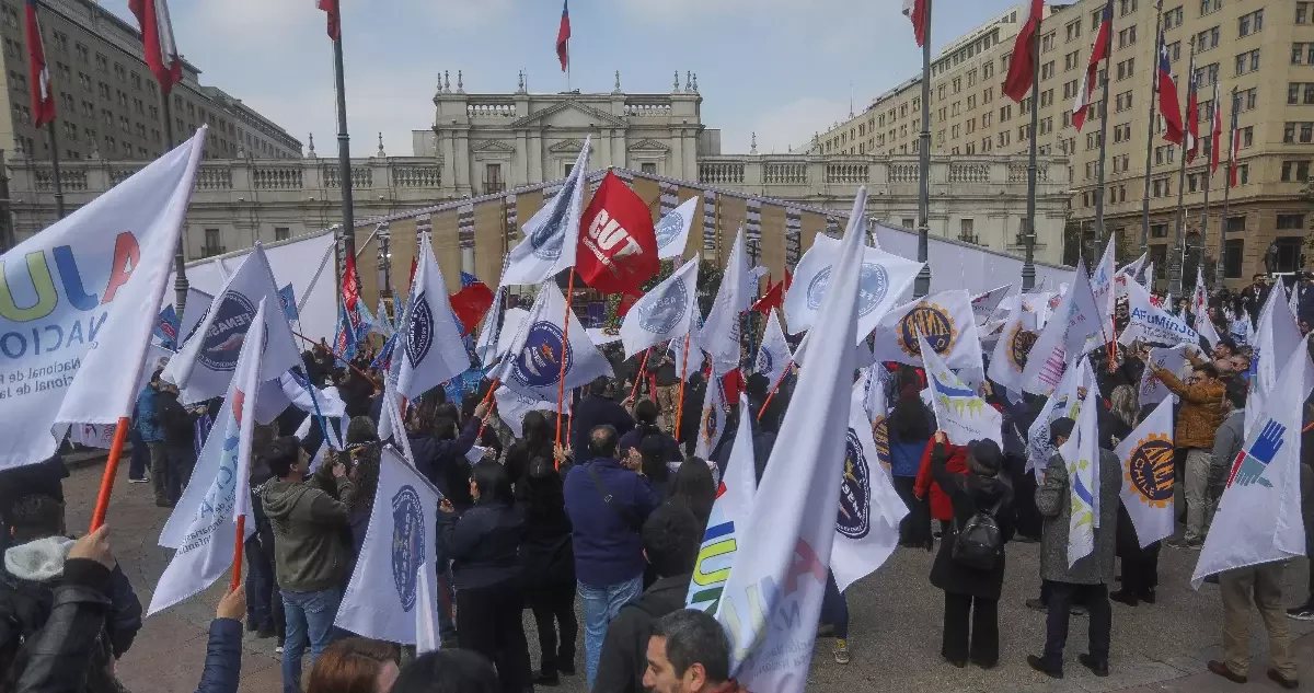 Gobierno y CUT dan inicio a negociación del reajuste público en medio de tensión electoral y dudas presupuestarias