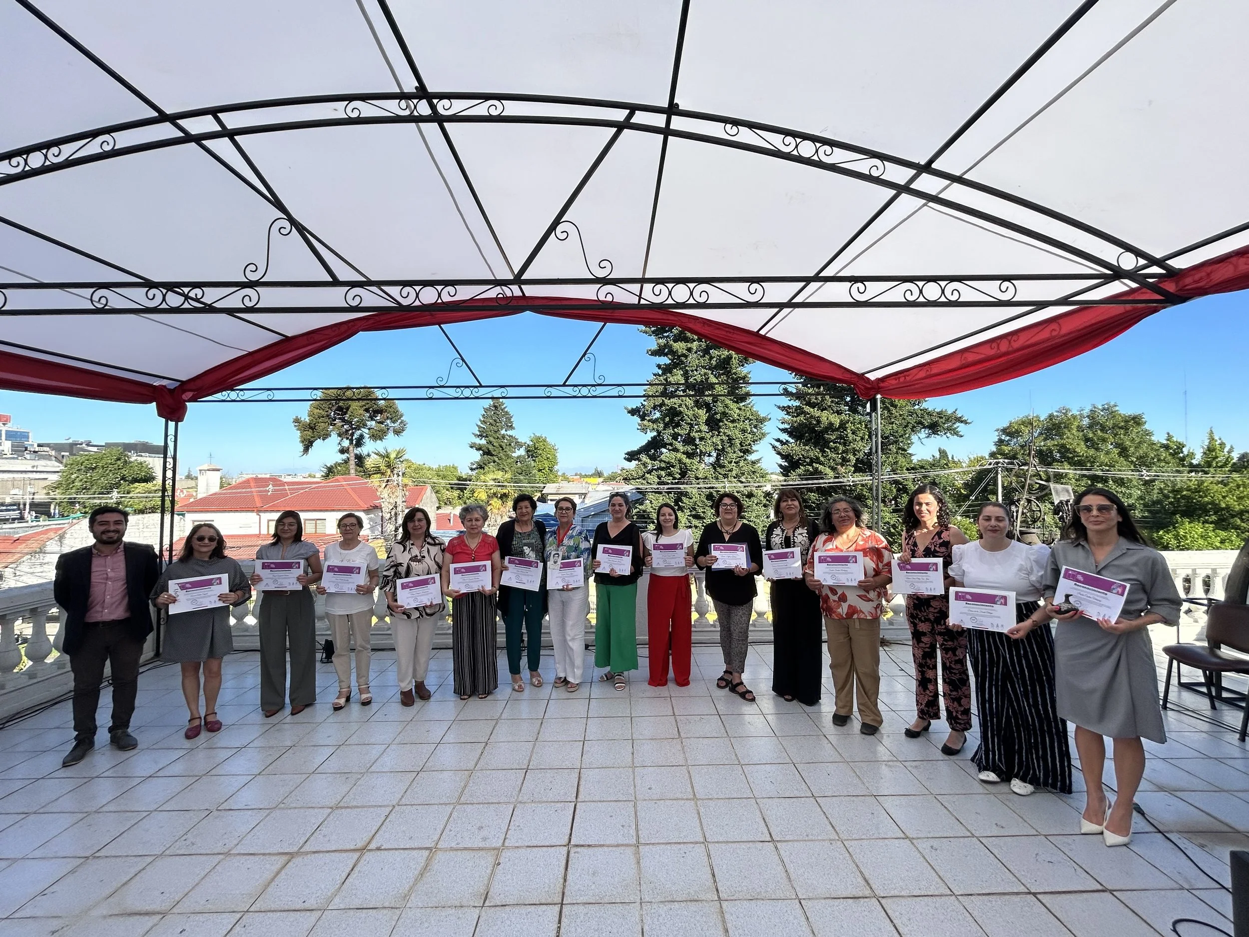 Seremi de las Culturas reconoció a 18 mujeres en conmemoración del Día Internacional de la Eliminación de la Violencia contra la Mujer