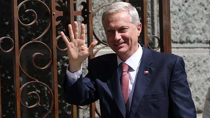 Un complejo corredor humanitario y la conformación del primer gabinete marcan la agenda de Kast tras el triunfo electoral