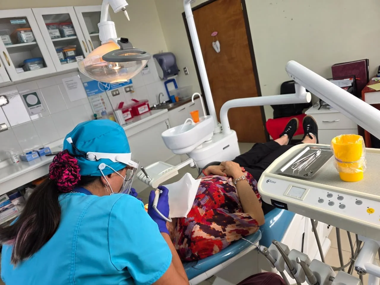 El Carmen: Implementan atenciones de urgencias dentales durante el verano