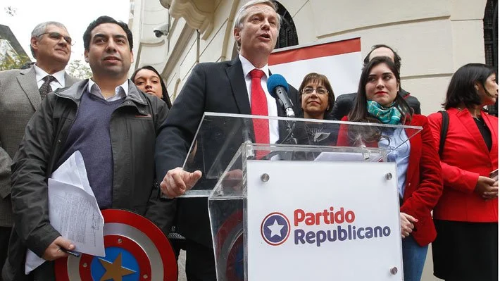 Kast renuncia al Partido Republicano antes de asumir la Presidencia