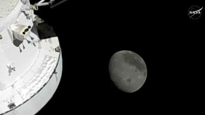 Artemis II sobrevuela la Luna y supera récord histórico de distancia impuesto por Apolo 13