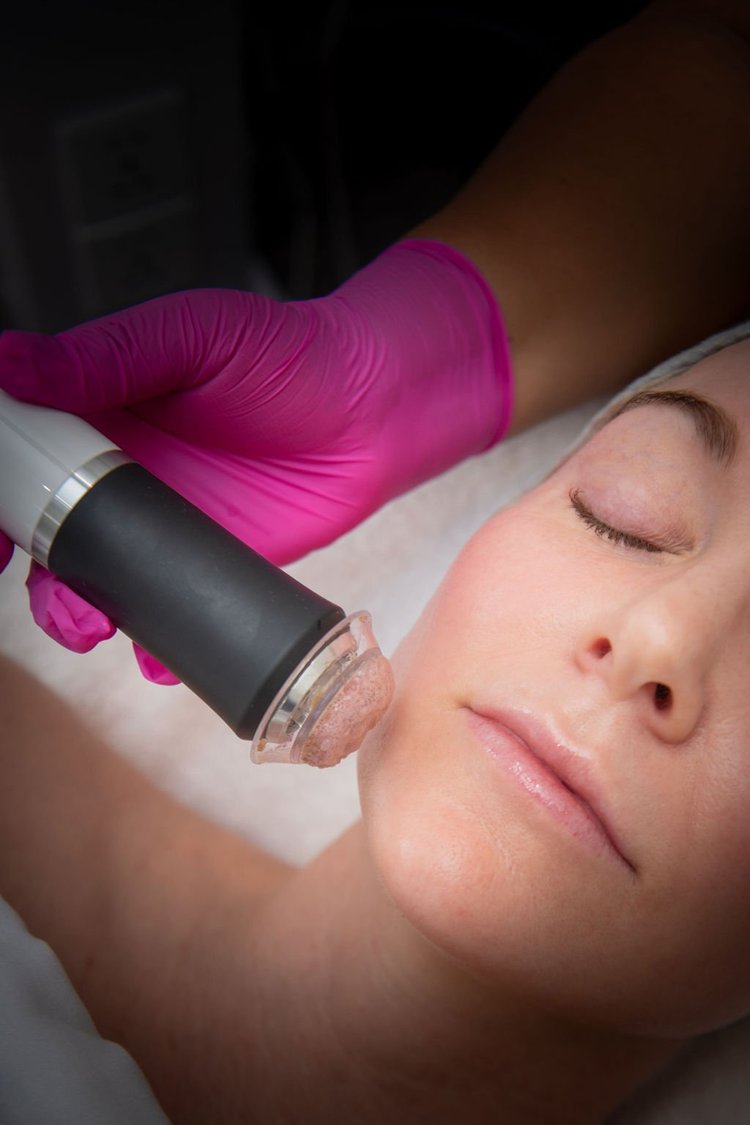 Geneo Glo2Facial