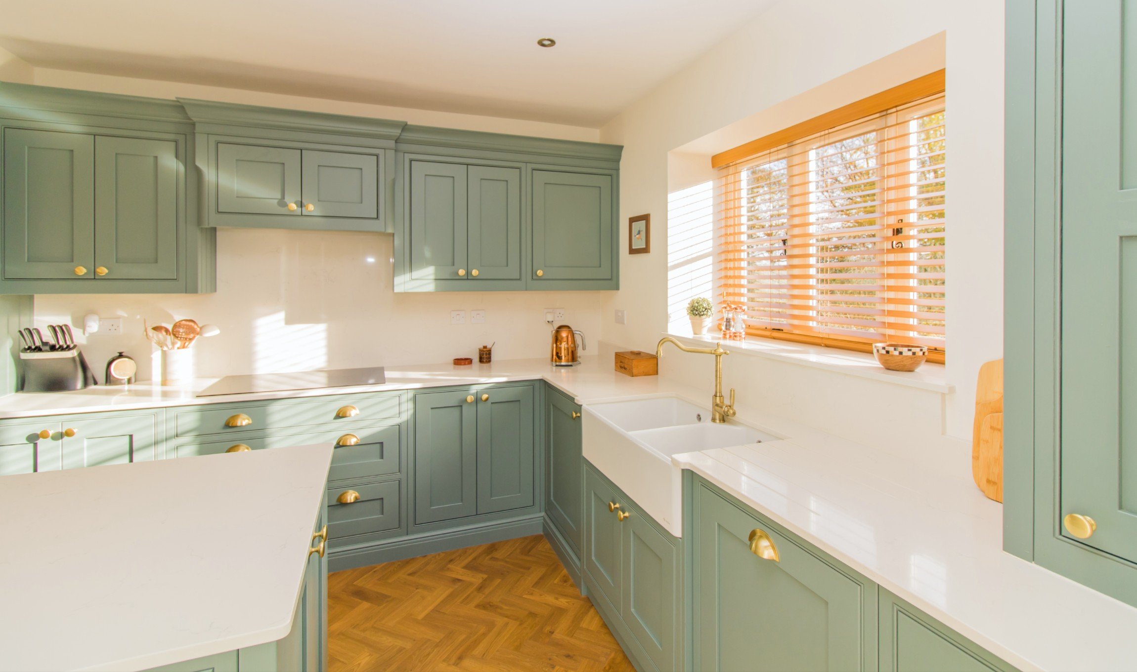 traditional shaker kitchen with white worktop