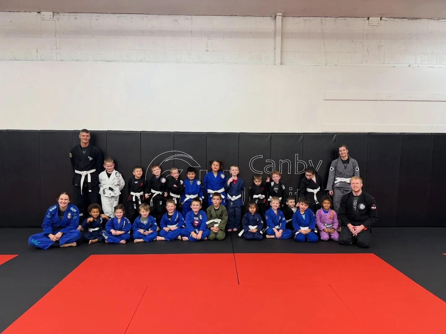 At Canby Jiu Jitsu, it&rsquo;s ALL about the kids! 🥋❤️ We&rsquo;re building confidence, discipline, and lifelong skills on the mats&mdash;every class designed with their growth in mind.

Here&rsquo;s our full Kids &amp; Teens schedule:

👶 Littles i