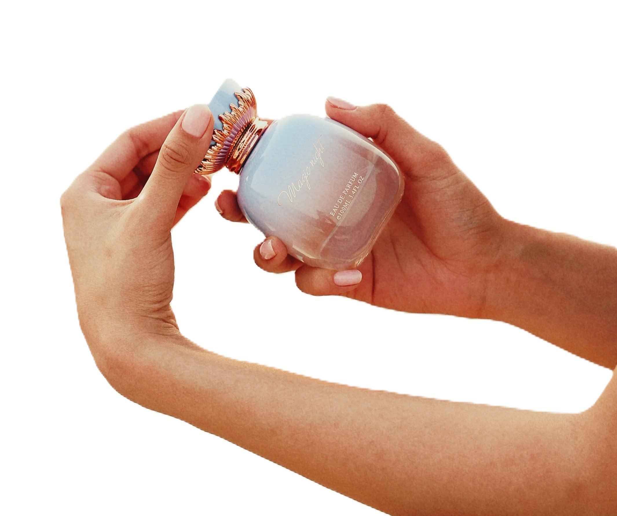 MAGICNIGHT_EAUDEPERFUM100ML.jpeg