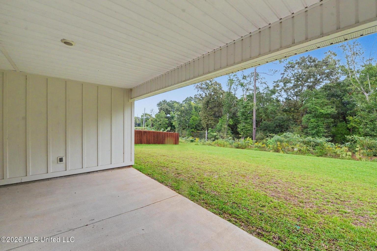 beautiful 3 bedroom 2 bathroom home built 2 years ago in 2024 and located in the agricola community of george county mississippi