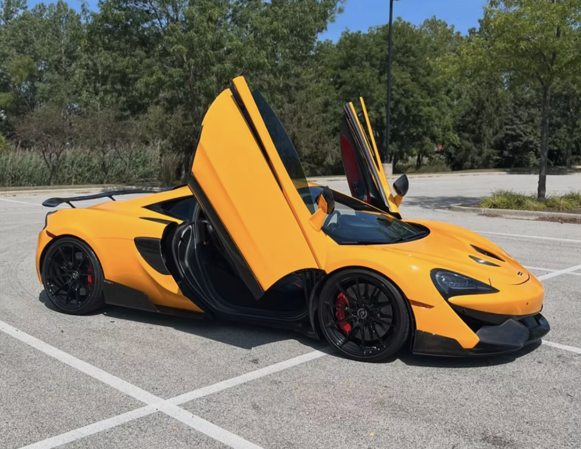 Gloss Tangerine, McLaren 570S