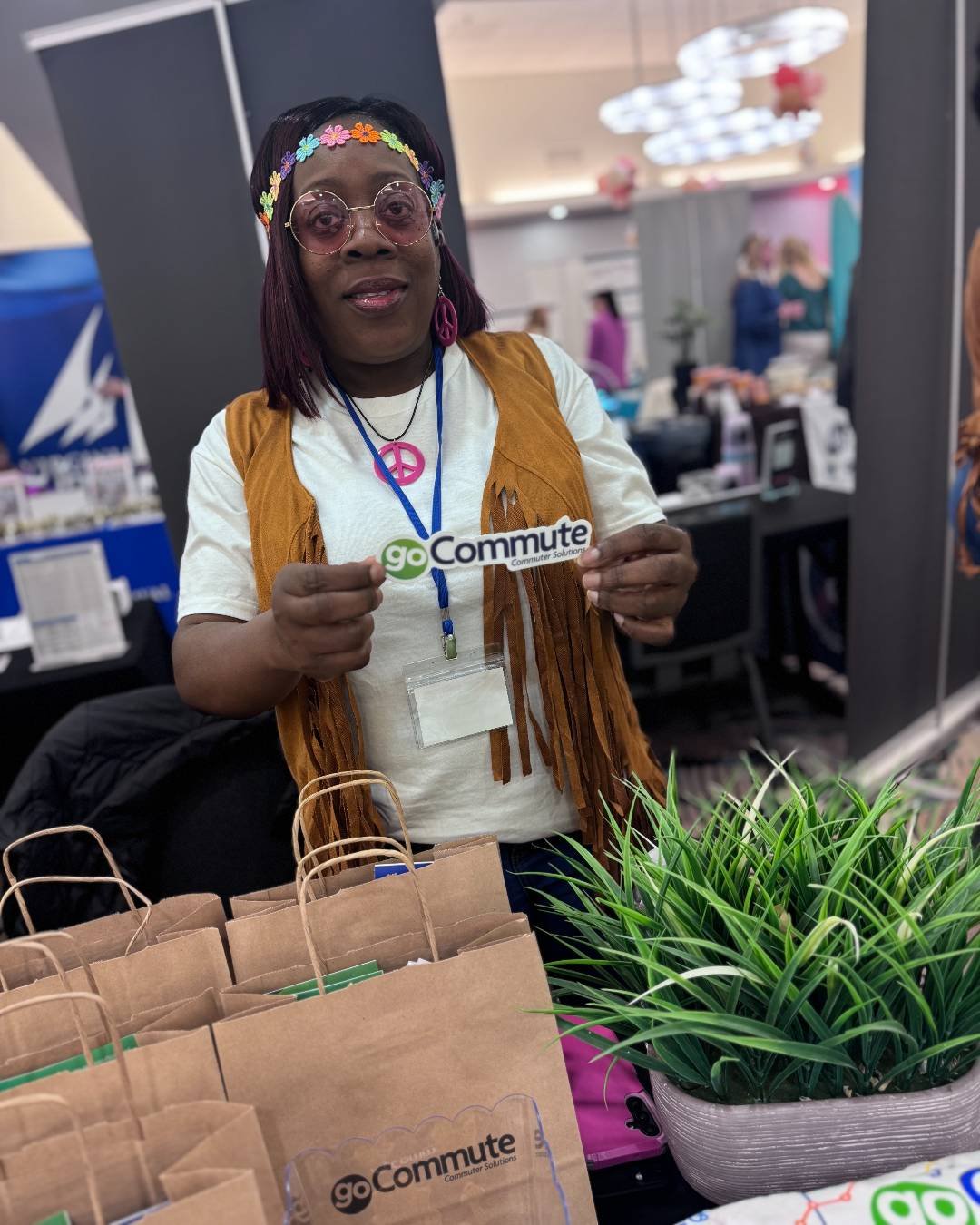 Who says B2B marketing can't be fun? goCo brought the flower power to the Coastal Virginia Hospitality Expo today. 🌼☮️✌️

We want to tell your business about smarter commute solutions ➡️ Let's chat!