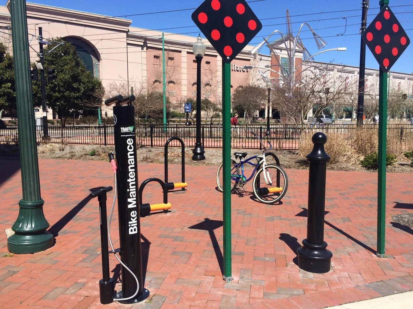 We've been pro-bike since the beginning. 💪🚴&zwj;♀️

MacArthur Square might look a little different now, and so do we, but the basis remains the same ➡️ a smarter commute is the better commute!