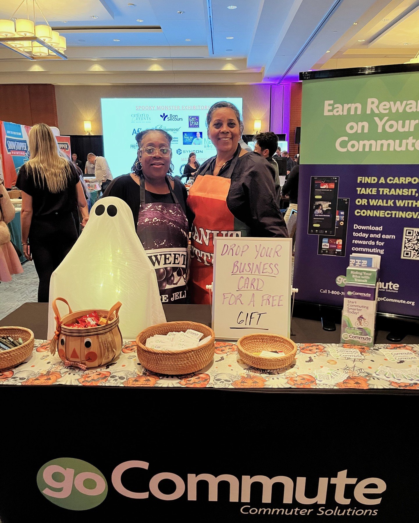 It was peanut butter jelly time for Shawn + Latwana at this week's Monster Mega Mixer with @chamber757! 🪩

Didn't get a chance to swing by and drop your business card in the bowl? Send us a message - we'd love to tell you more about how your employe