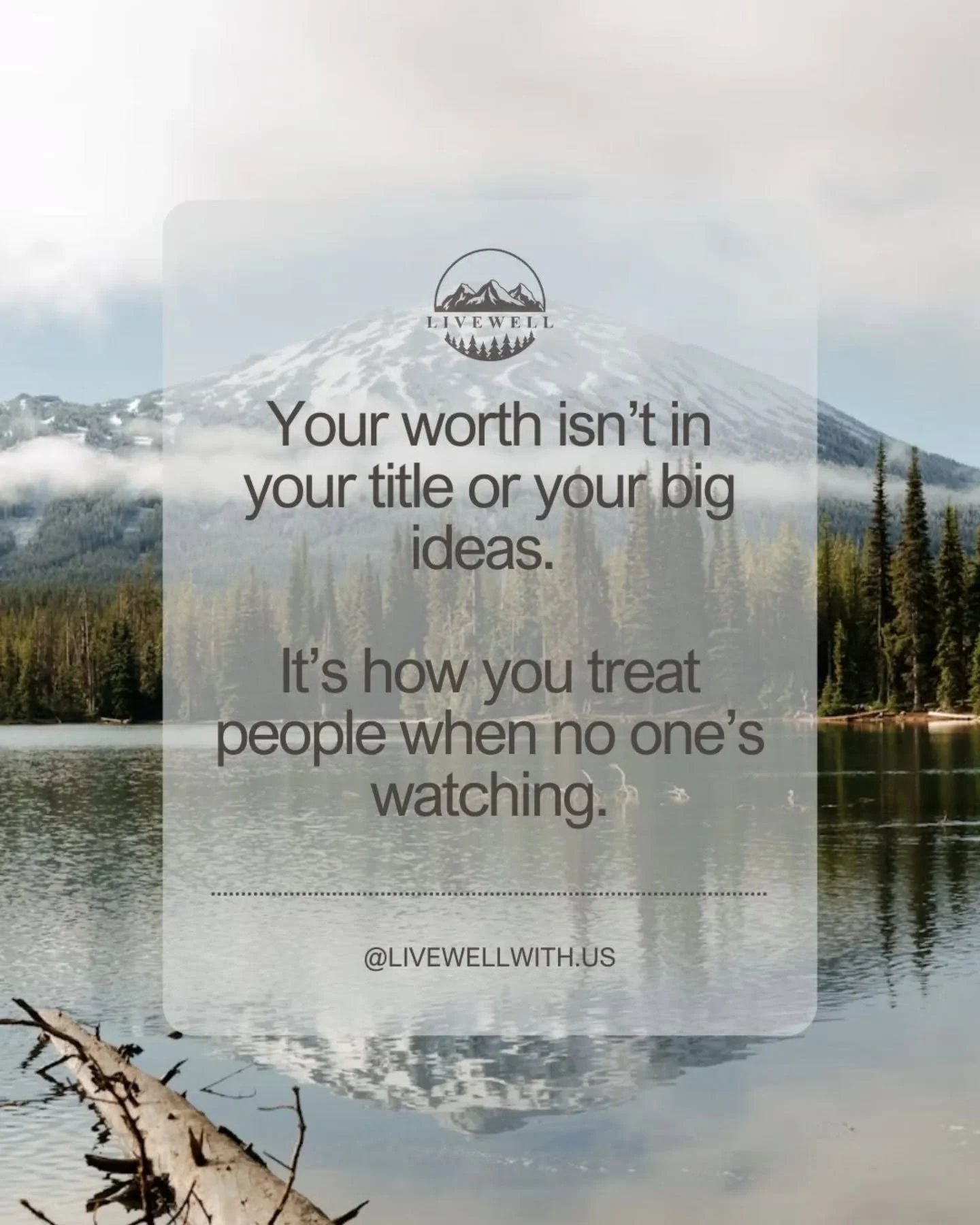 Anyone can look impressive on paper.
Anyone can talk big about values, purpose, legacy, manifestation, or whatever the buzzword of the week might be.
The world is full of people trying sell the image of their success.
(𝗦𝗽𝗼𝗶𝗹𝗲𝗿: 𝗮 𝗹𝗼𝘁 𝗼𝗳