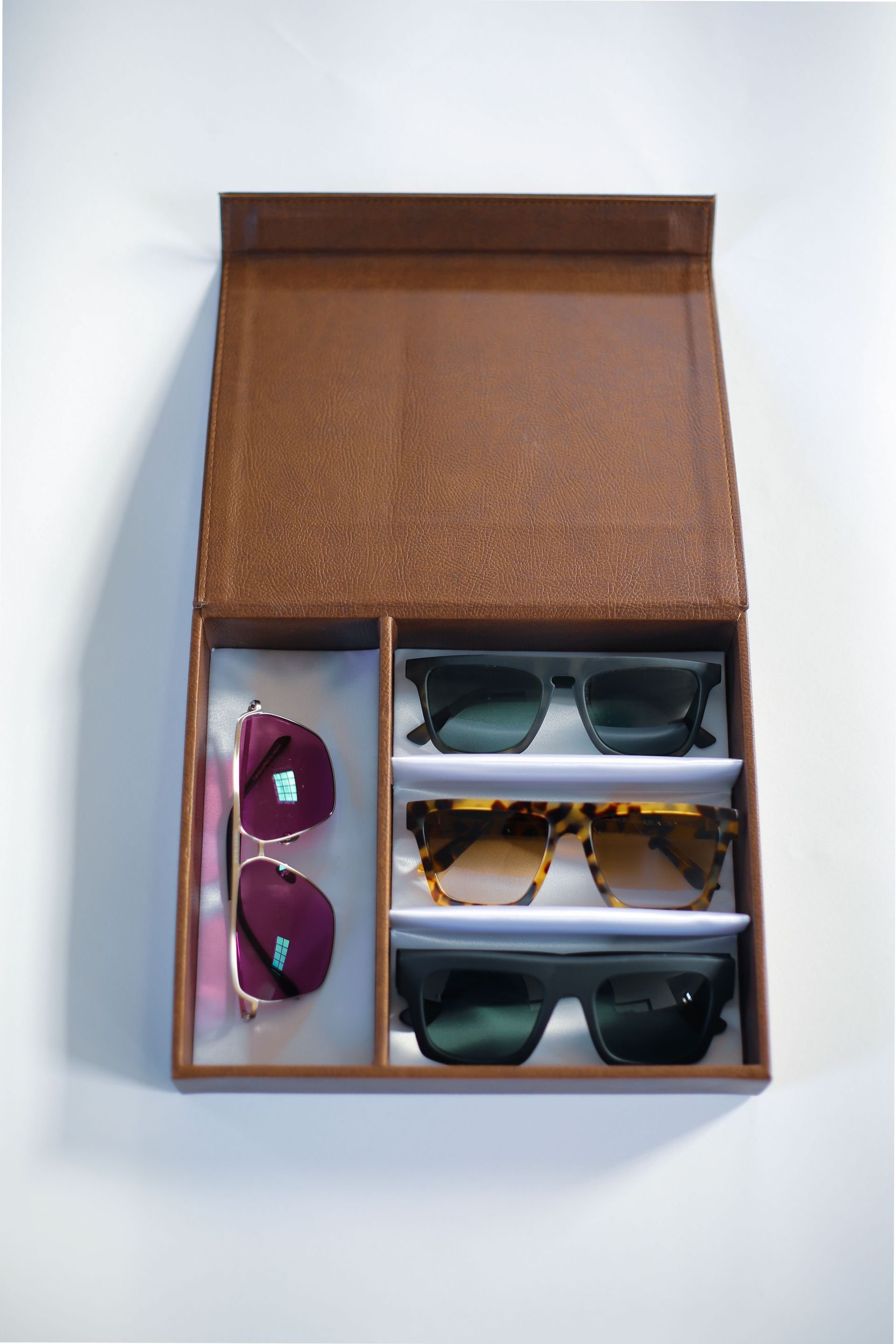 Valet Quad Case