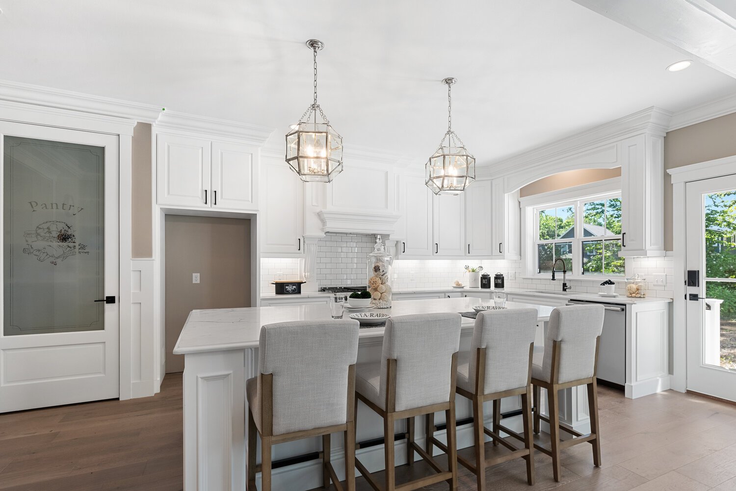 Kitchen_1.jpg