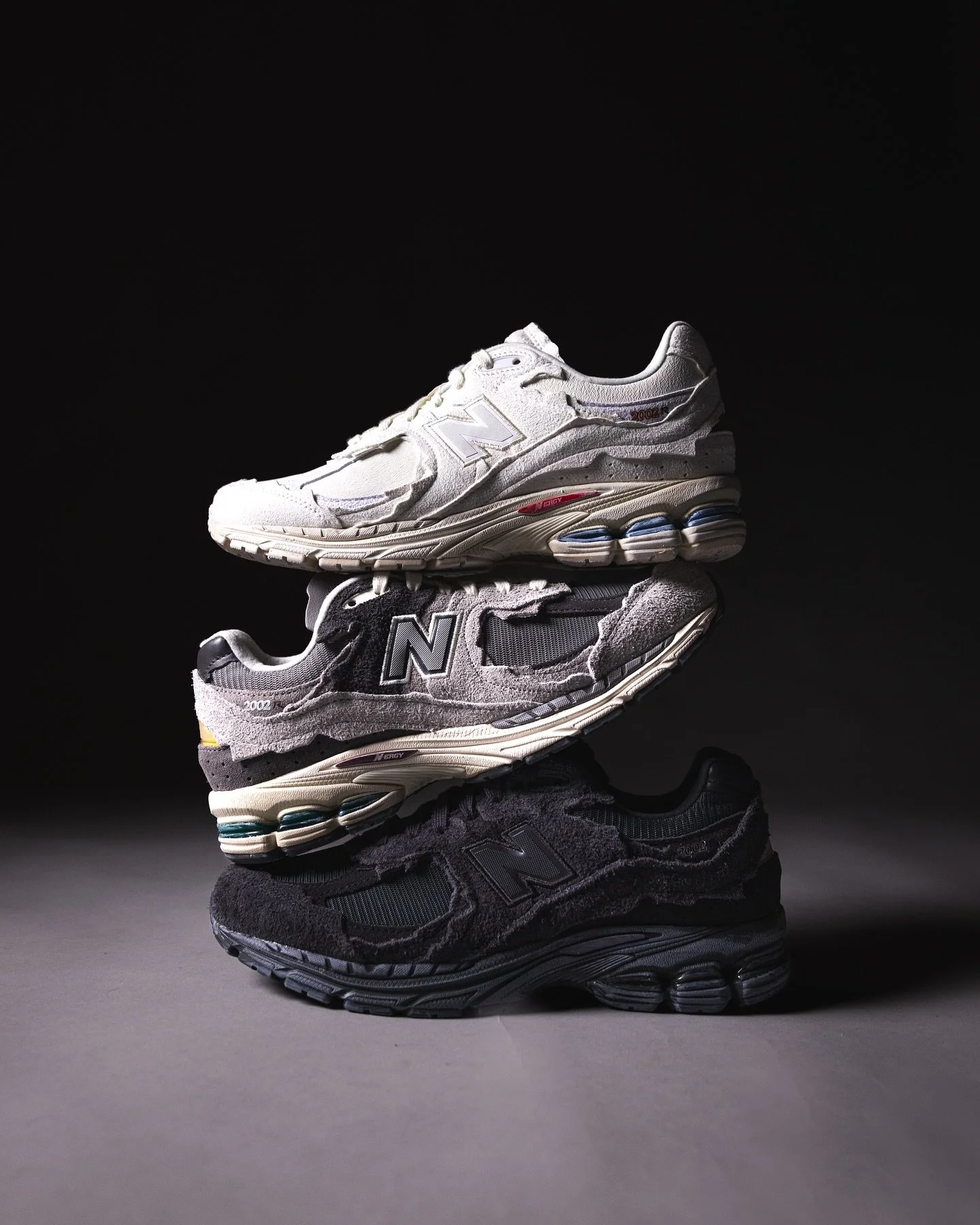 New Balance 2002r &ldquo;Protection Pack&rdquo;
Which is your favorite?
&bull;
&bull;
&bull;
&bull;
&bull;
&bull;
#newbalance #newbalance2002r #sneakers #sneakercollection #sneakerheads #photography #studiophotography