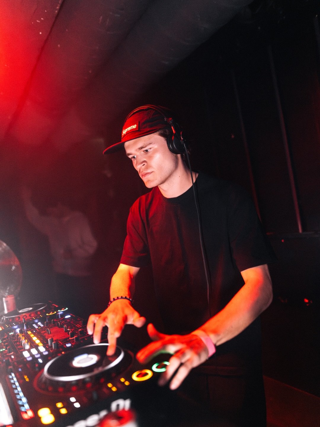 @guusnoordijk4 &amp; Friends at @move.utr 
&bull;
&bull;
&bull;
&bull;
&bull;
&bull;
#concertphotographer #festivalvideography #djs