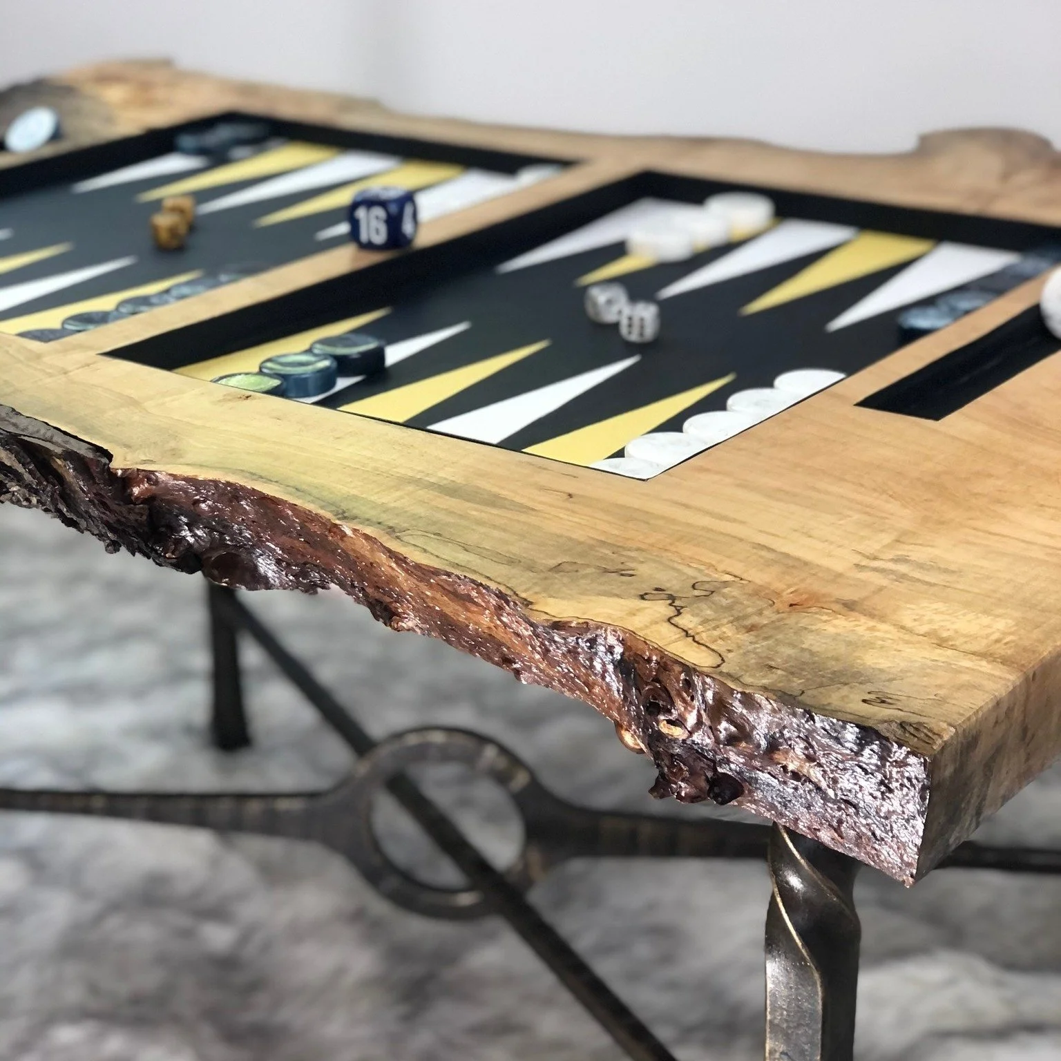 Are you, by chance, looking for that "final touch" to the game room or family room (...or, better still... the MAN CAVE) that'll be the showstopper of all showstoppers?! Nautica is A) available and B) a total Showstopper!  Call or DM us for