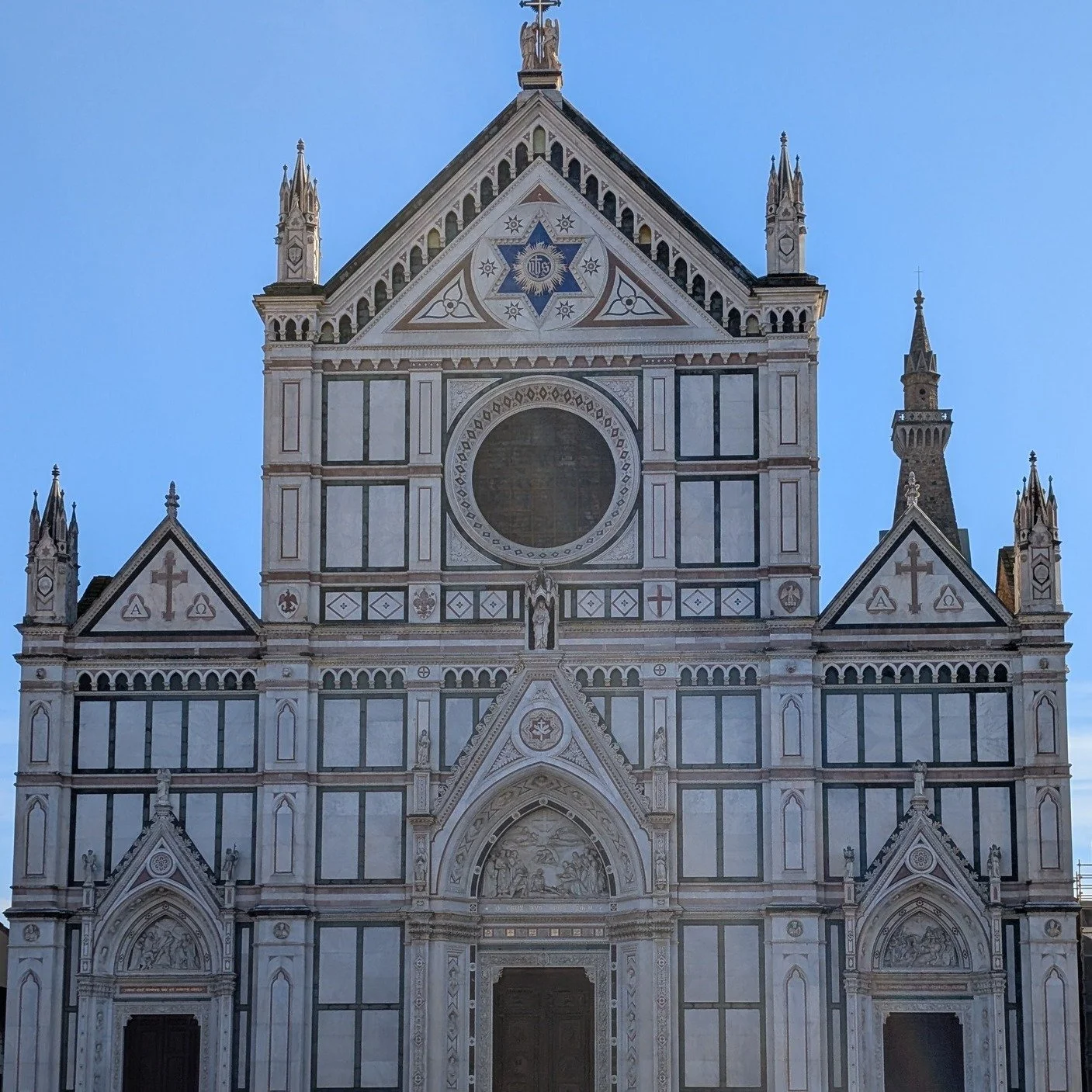 Finding hidden gems in Florence... 🇮🇹✨

We spent a fabulous afternoon at Michelangelo 1960 on the Piazza Santa Croce in Florence. Beyond the incredible leather goods, the hospitality was unmatched.
 The Experience: A personal tour by Rita Brigante.