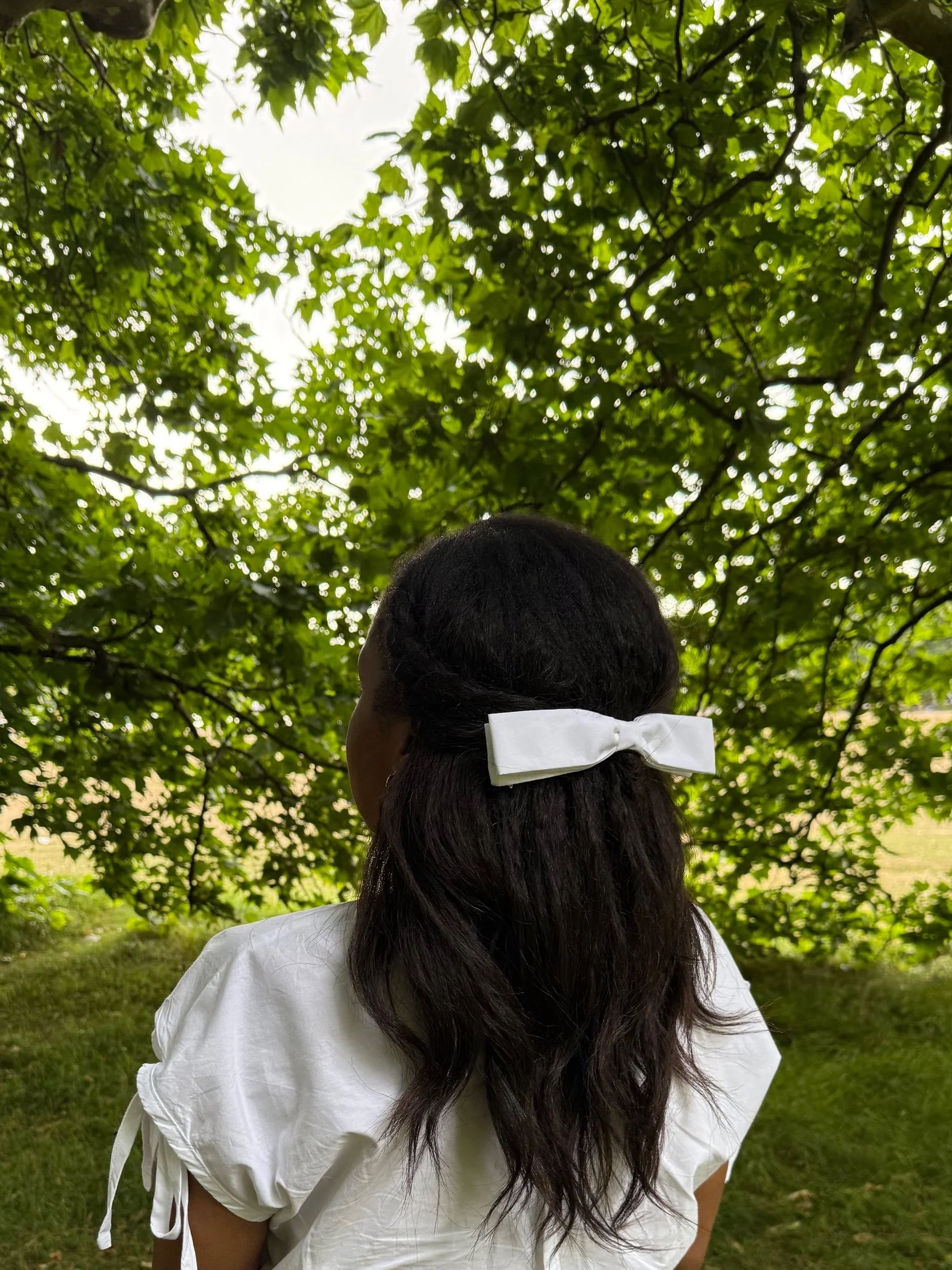 Grace Hairbow in white cotton poplin (small)