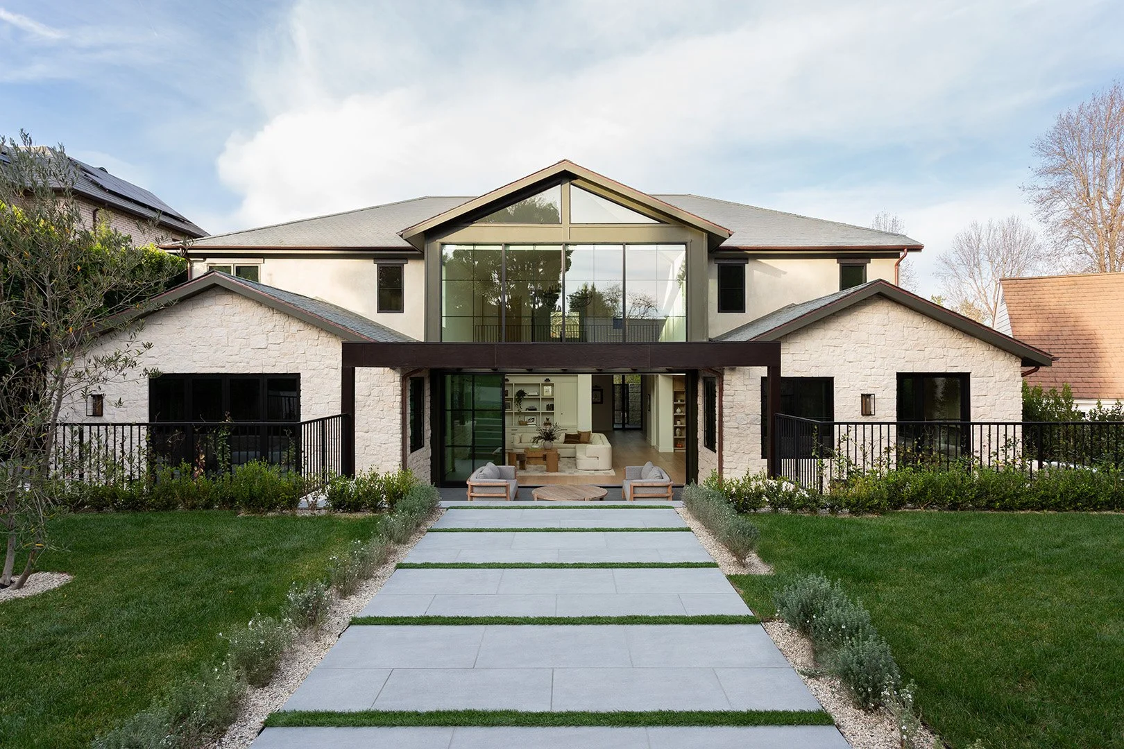 Charing Cross (Architecture) (Residential)