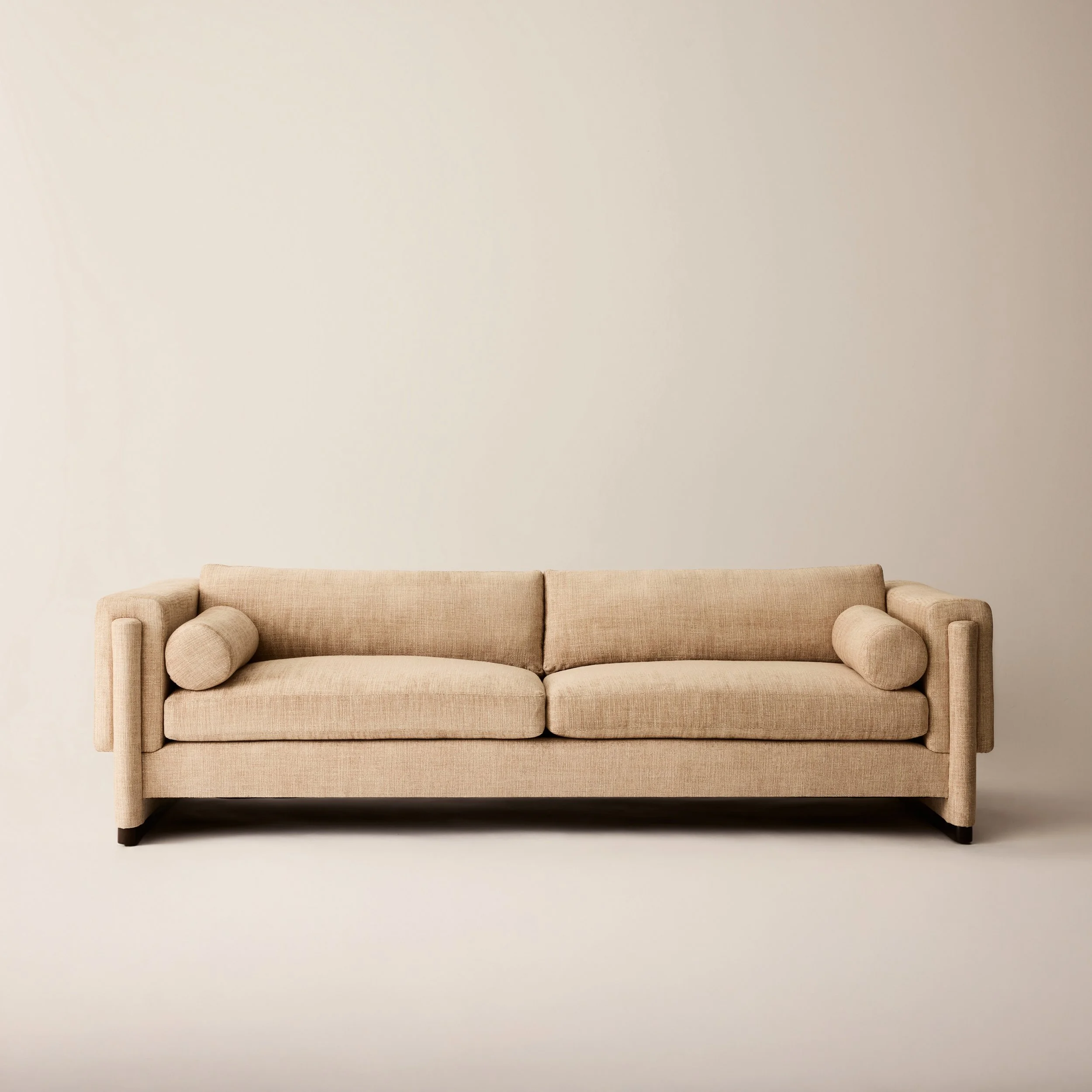 HOWARD Sofa