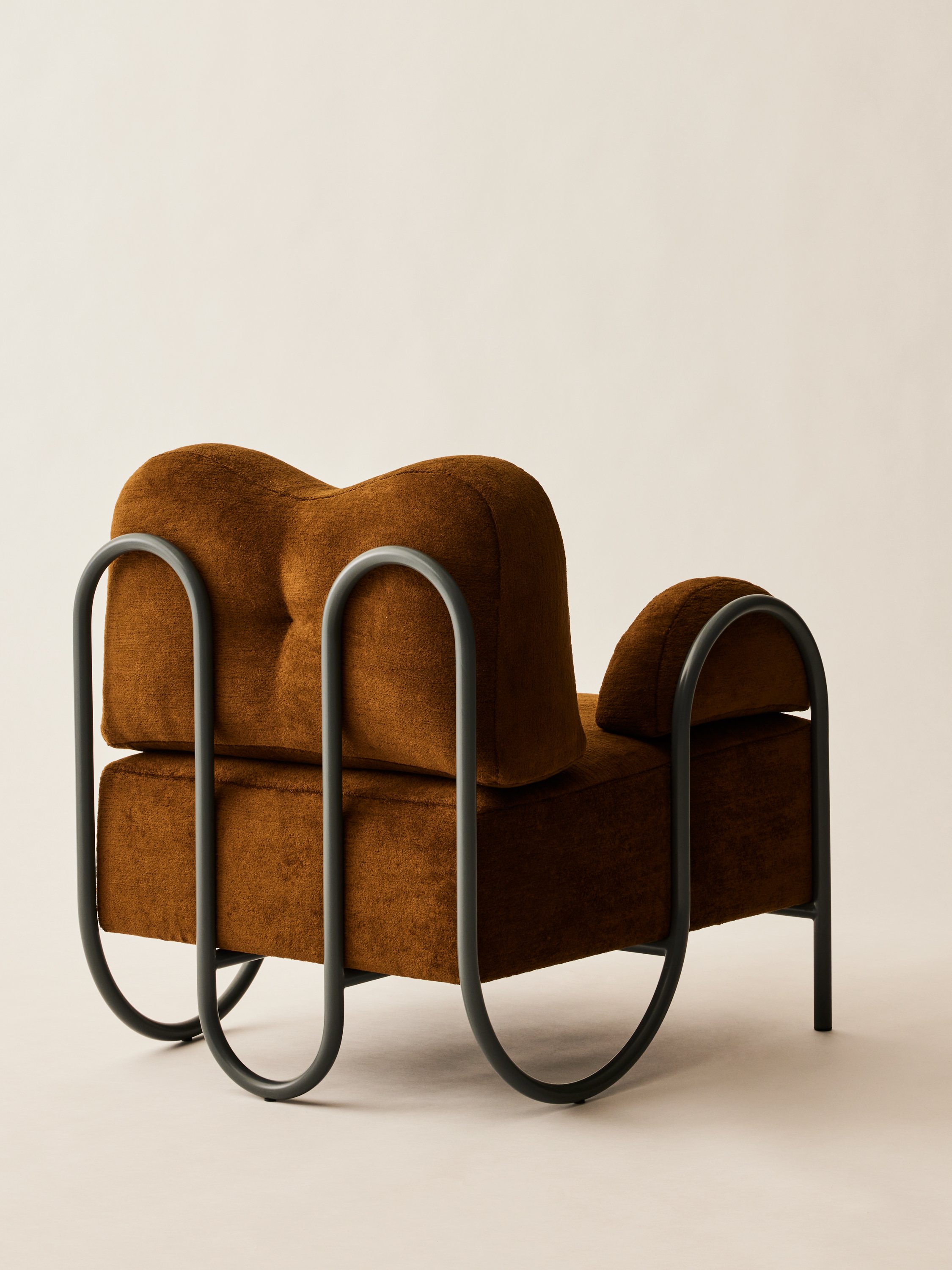 Egg-Collective_4-22-24_Robins-Chair_003.jpg