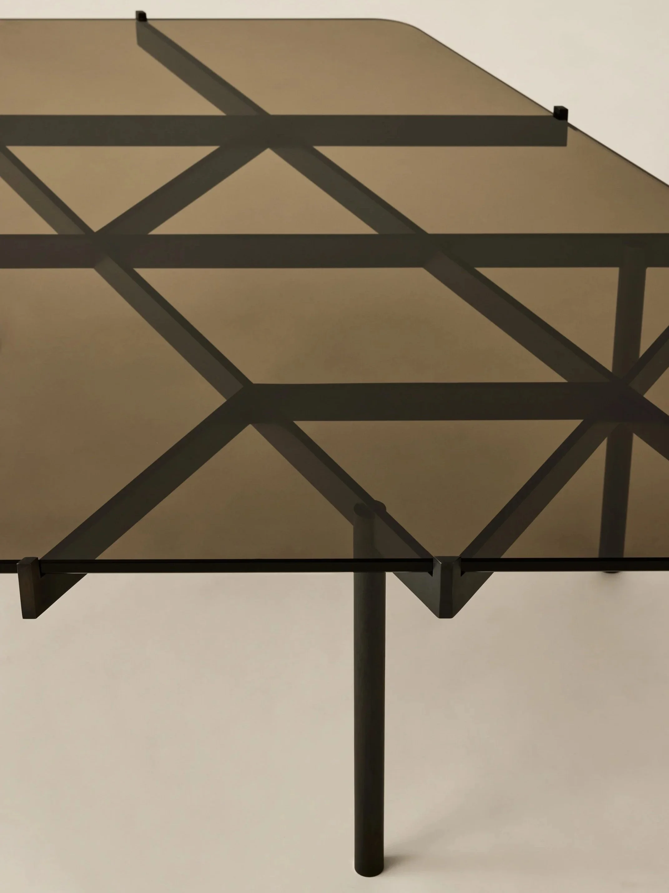 3 / 5  -  Detail Lawson Coffee Table
