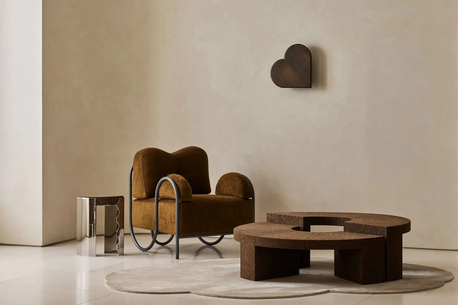 2 / 3  -  Robins Armchair