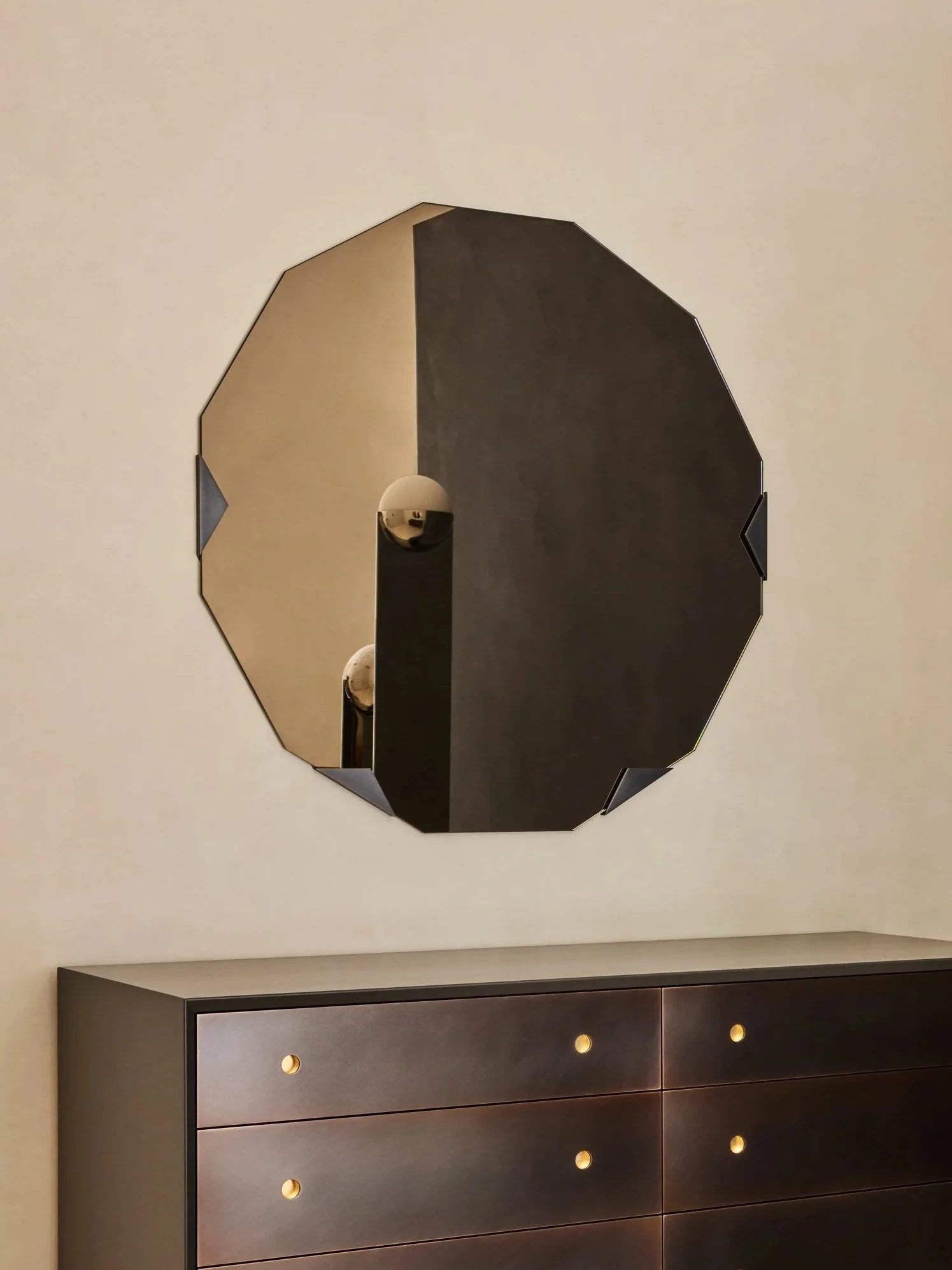 1 / 4  -  Custom Haynes Mirror