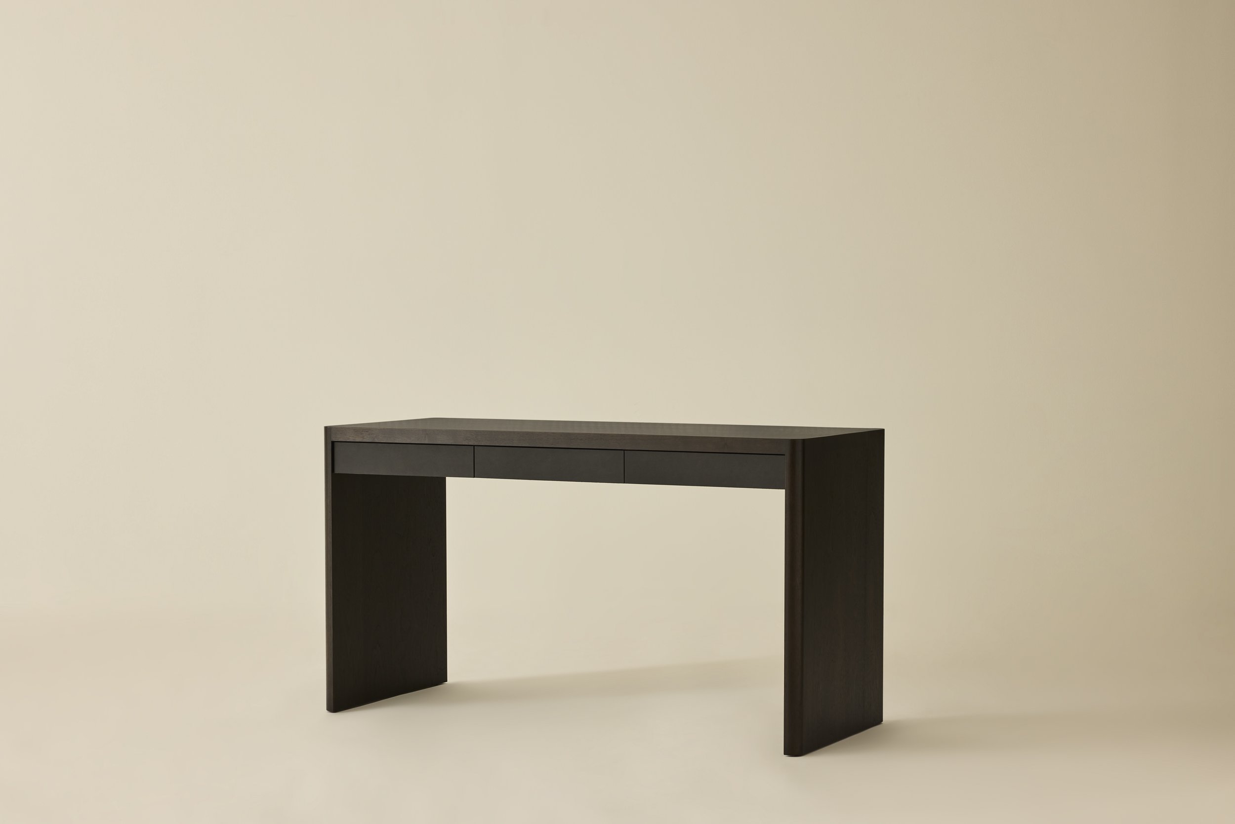 EC_5-26_Francis_Desk_Blk-Walnut_005.jpg
