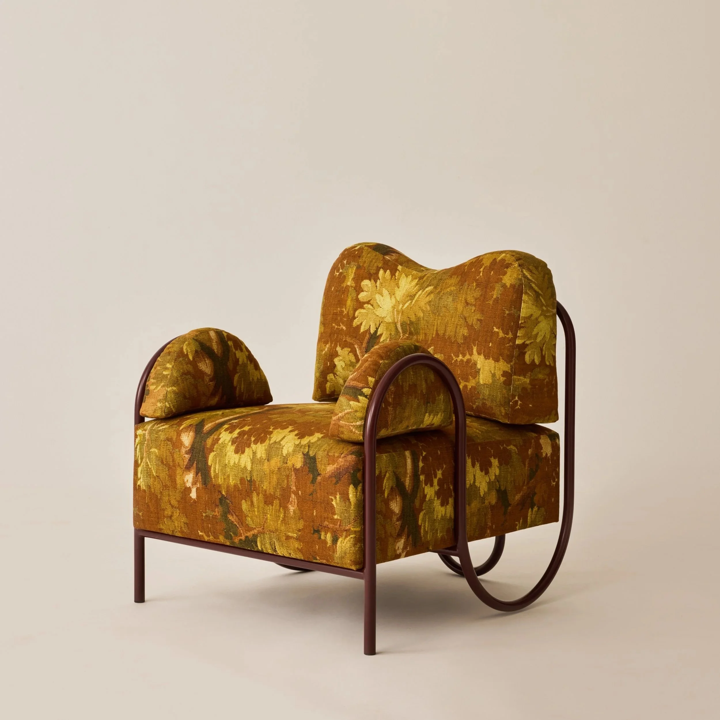 EC_4-24-25_Robins-Armchair_001+1.jpg