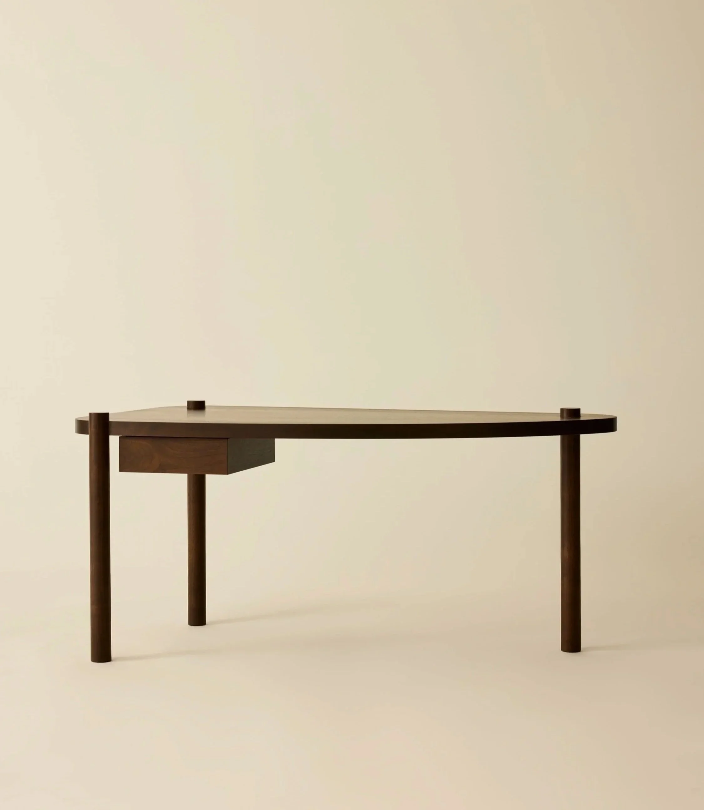 EC_5-26_Martie_Desk_Walnut_002.jpg