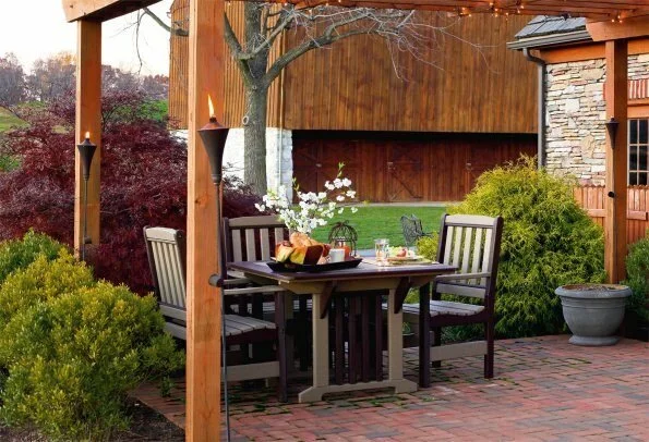 outdoor-patio-furniture-faqs-768x512 (1).jpg