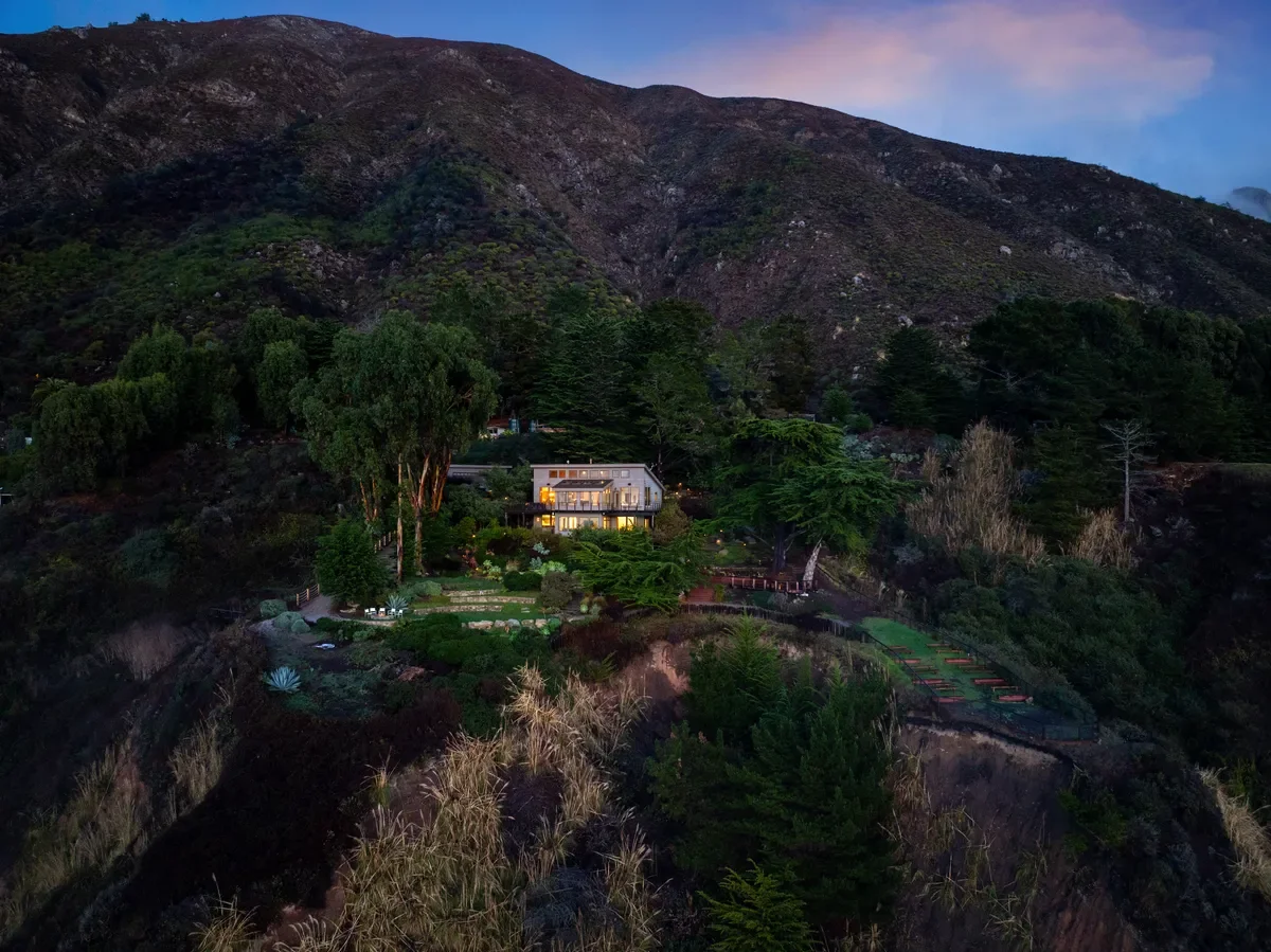 Exterior long shot 3.webp