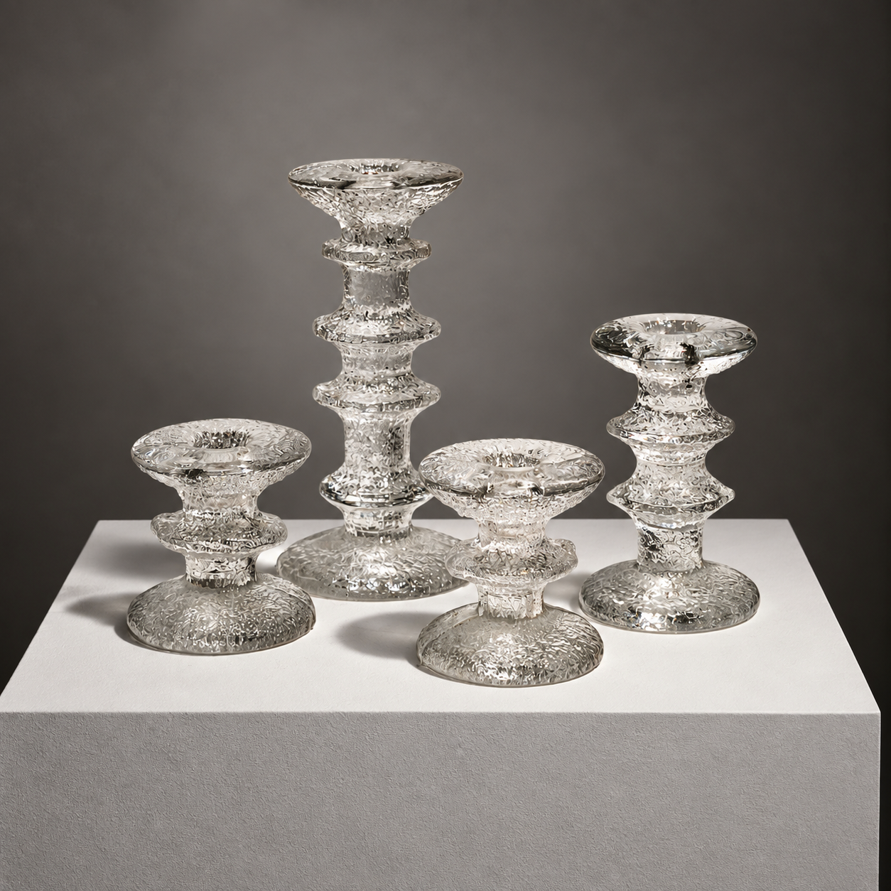 Timo+Sarpaneva+%E2%80%9CFestivo%E2%80%9D+Candlesticks%2C+Iittala_4.png