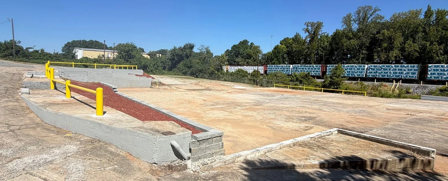 5216 Hovis Rd · Charlotte, NC 28208 For Lease · ±32,122 SF · ±2.5 Acres IOS · ML-2 Zoning