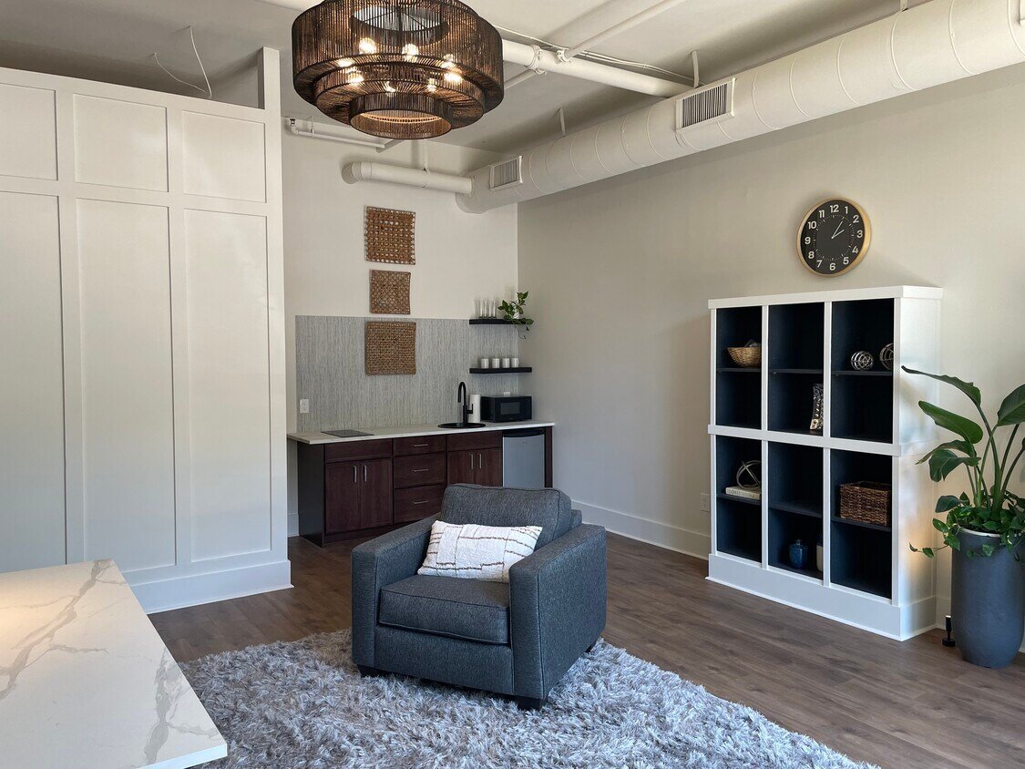 1600 Fulton Ave, Charlotte, NC 28205