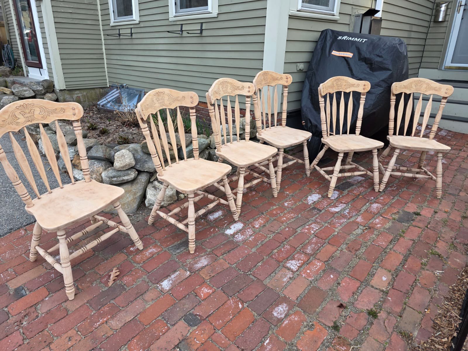 Wooden table and chairs 18.jpeg