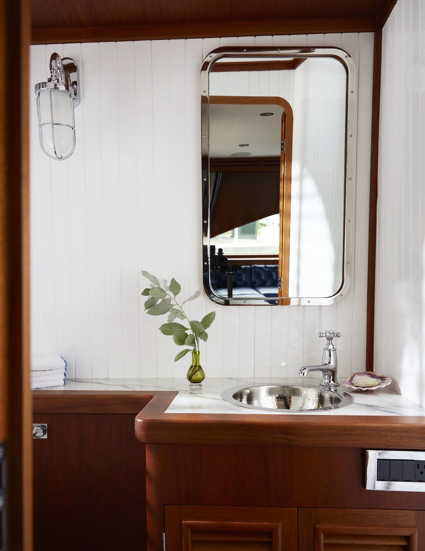 2406_Lindroth_PalmBeach_Boat_GinaLisa_367.jpg