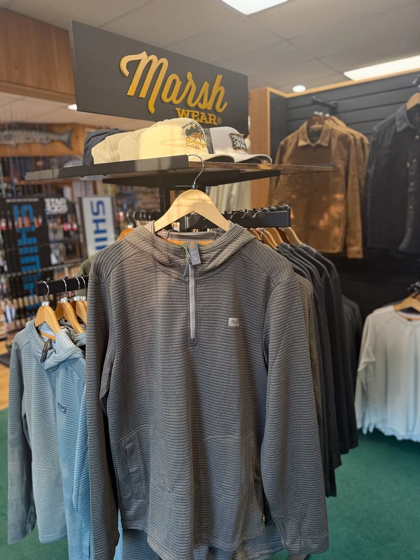It&rsquo;s cold outside&mdash;come warm up and check out the new 2025 fall gear from @marshwearclothing !!

#fishing #hiltonhead #fall