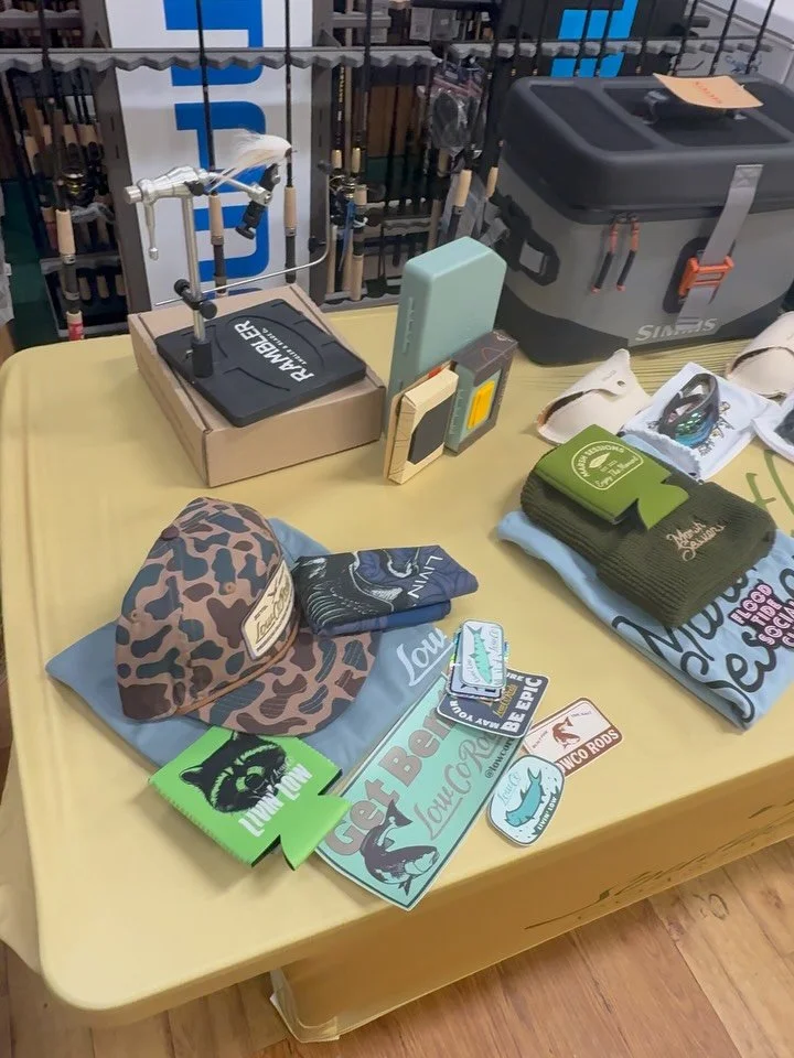 Awesome time tonight at the captains meeting for the December Fly!

Thanks to all of the sponsors and anglers - we hope you catch em good tomorrow!

#fishing #hiltonhead #flyfishing