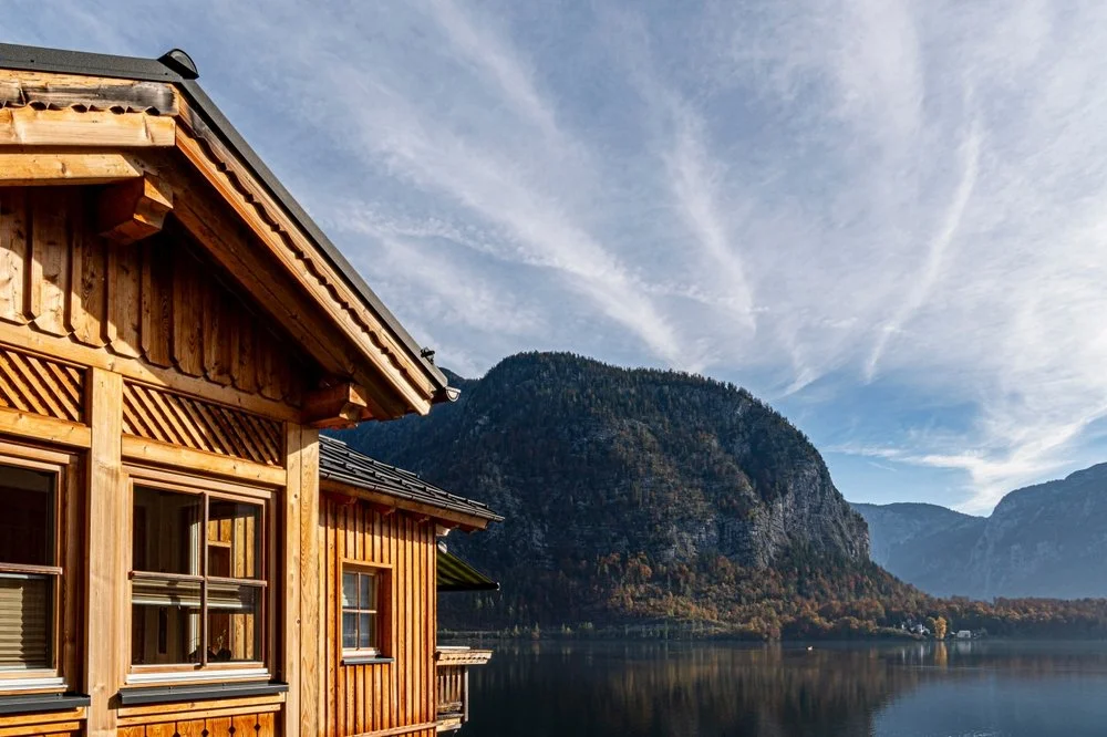 How Wildlife Lodges Protect Both Guests and Animals