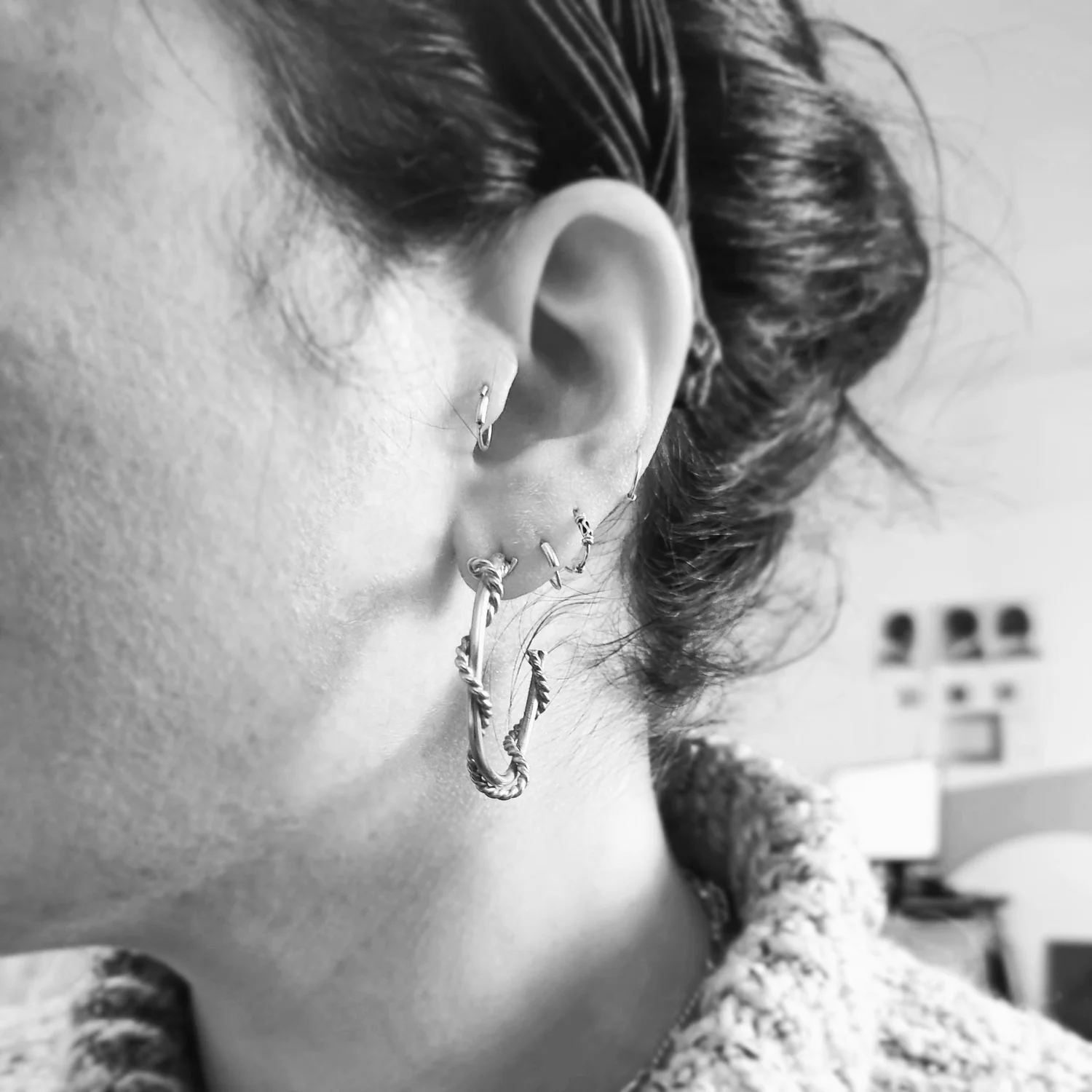Orecchini A Cerchio In Argento 925 Sterling - Modello Twisted Double Layered - Piccoli Cerchi A Scatto Ipoallergenici