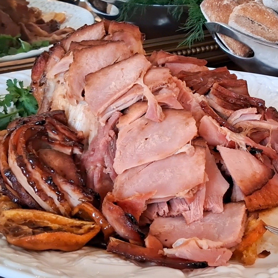 When you&rsquo;re entertaining in a small space, few dishes deliver the same level of impact with as little effort as a spiral ham. It feeds a crowd, fills your home with incredible aromas, and gives you plenty of time to focus on your guests instead
