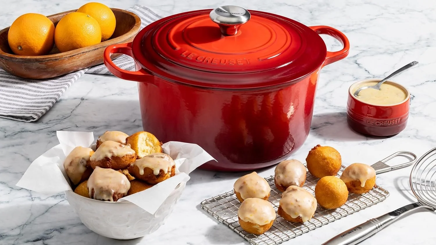 The iconic Le Creuset Dutch Oven is indispensable in the kitchens of home cooks and professional chefs alike. Designed with extra depth for even more possibilities, the Round Deep Oven reimagines the kitchen classic.