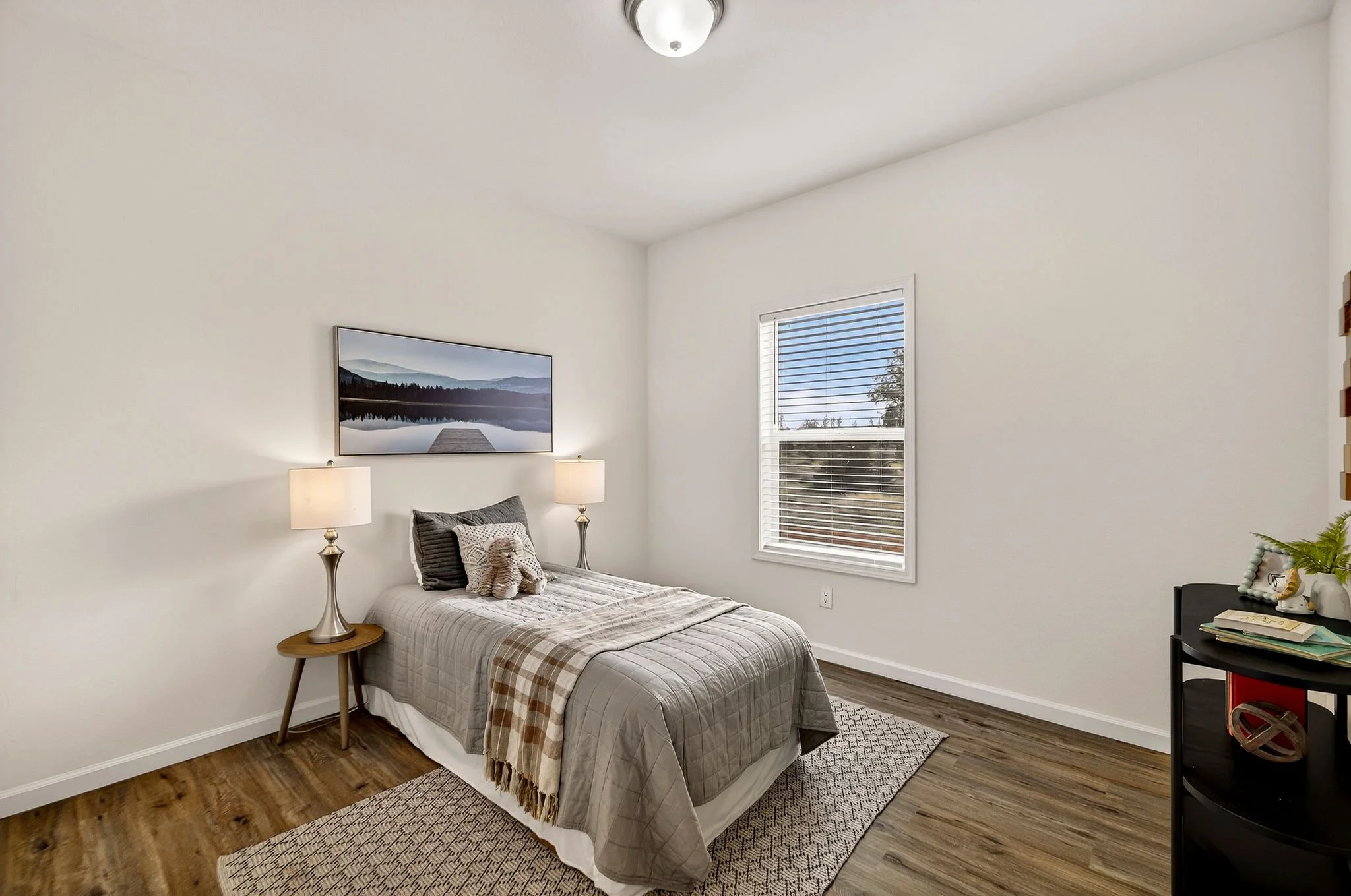 mls_6160 Beacon Ct - 045 (Photos).jpg