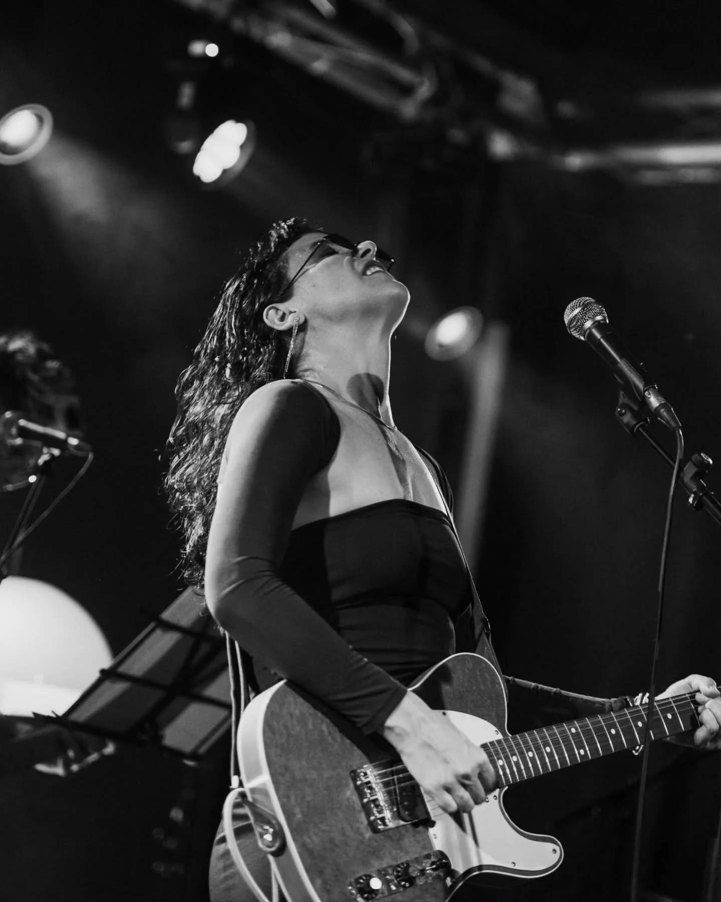 Presentando "Dolores" de @lola_parda en @lanaubcn Barcelona de la mano de la productora incre&iacute;ble @la.otraorilla 

Agradecida de seguir en esto ✨️❤️

@soylavalenti @lluciano.gutierrez @ainalanas @leiton_martin_leiton @ritapayesroma